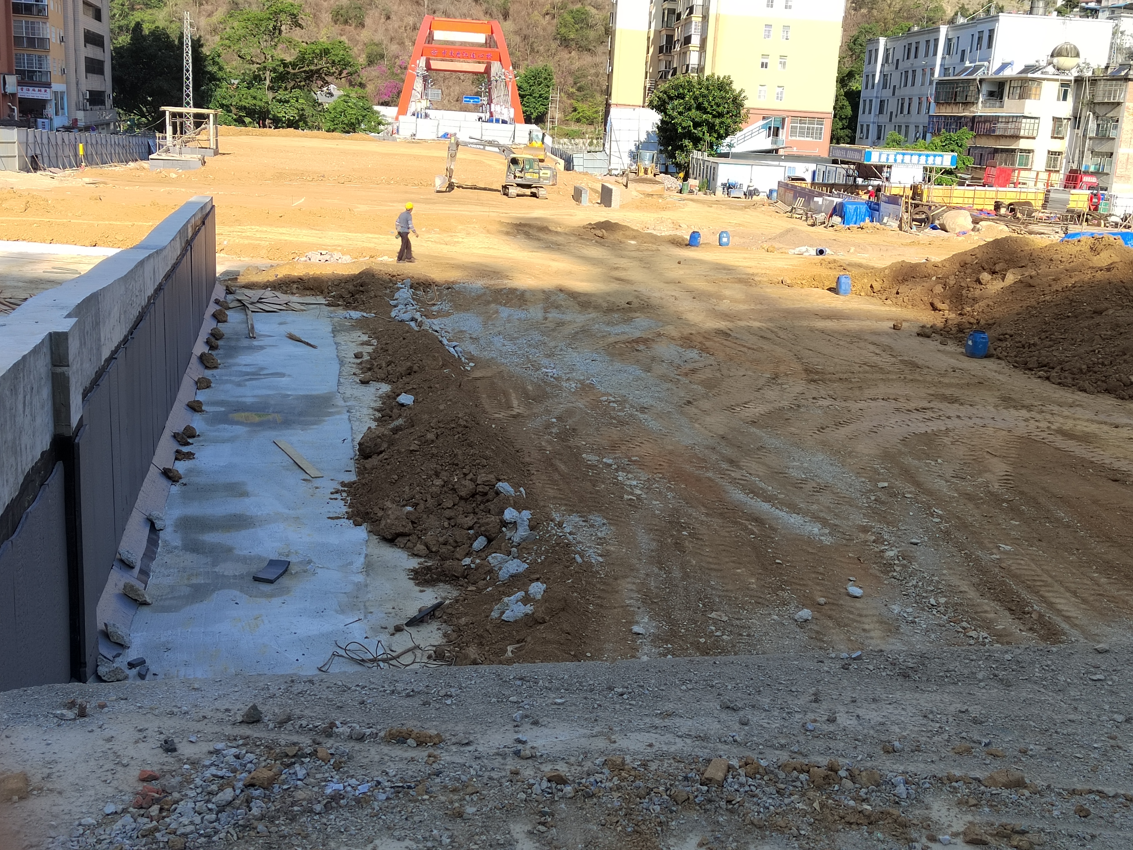 泸水市古渡口停车场建设项目
